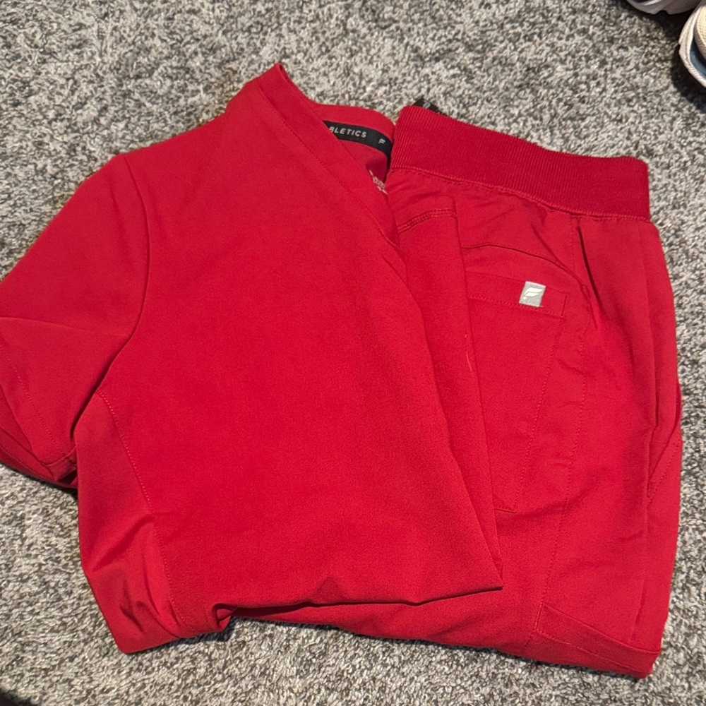 Fabletics Scrub Set - image 1